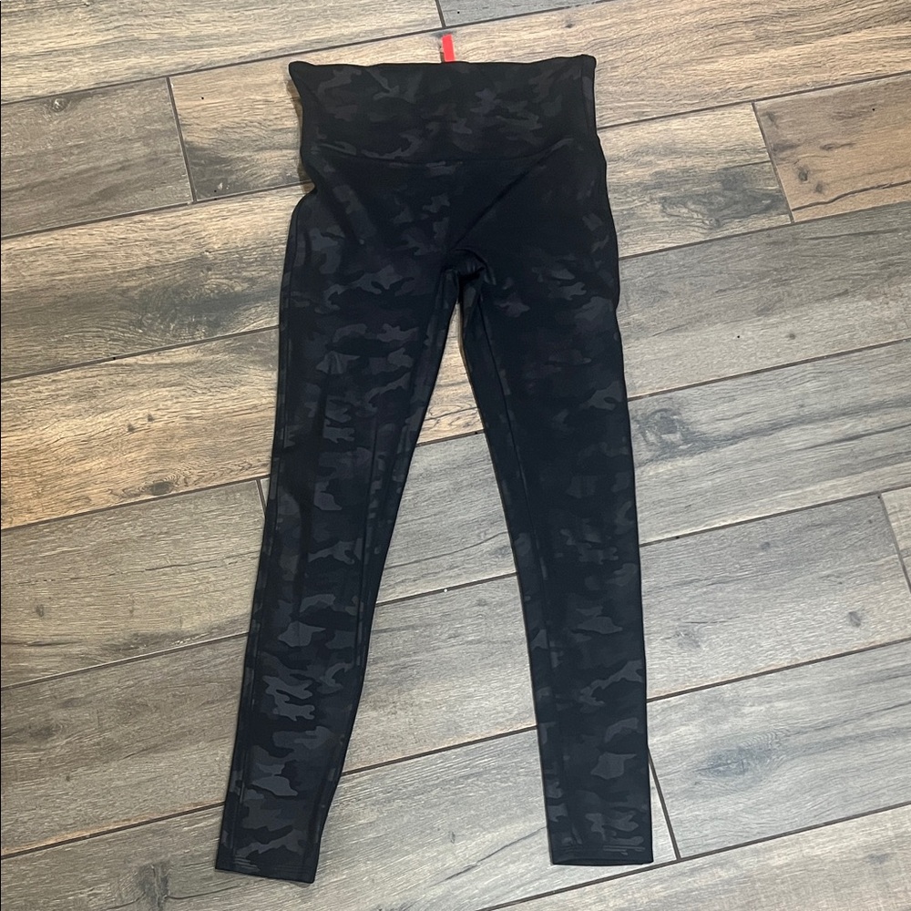 Spanx brand Camouflage Print Leggings